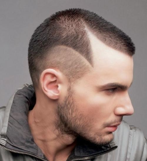 Стрижка Британка с залысинами. Стрижки и прически для мужчин с залысинами. Фото