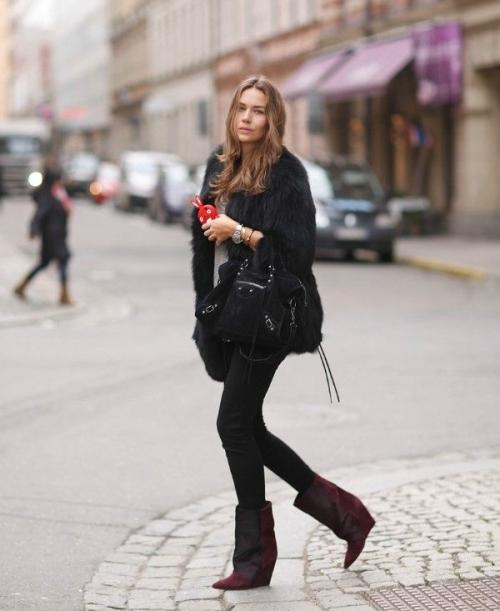 Сапоги гармошкой на каблуке. Какие сапоги непременно должны быть в гардеробе модницы