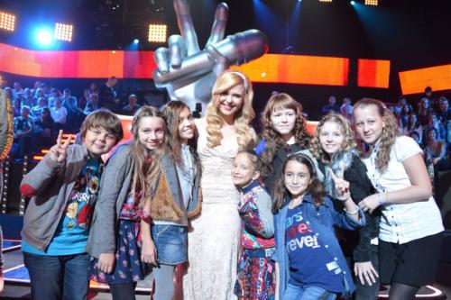 Черный или белый голос дети.