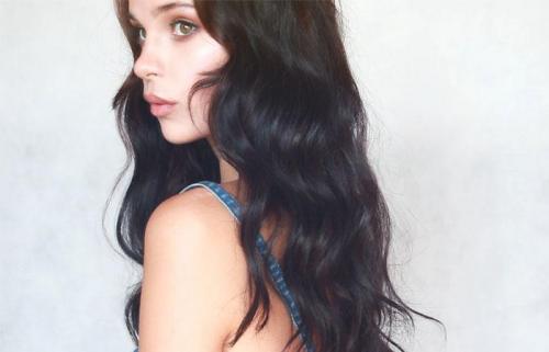 Объемные волны на длинных волосах. Что представляют собой, кому подходят