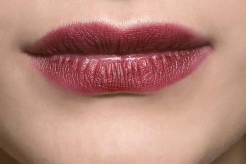 Как подобрать красную помаду брюнетке. Как выбрать красную помаду брюнетке