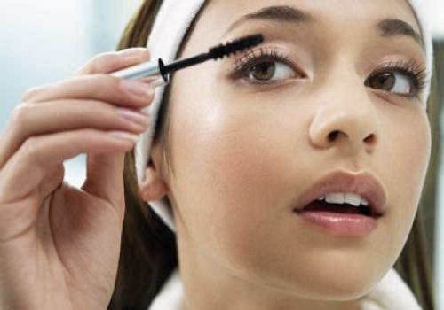 Как правильно красить глаза зеленые. Как красить глаза зелёного цвета 04