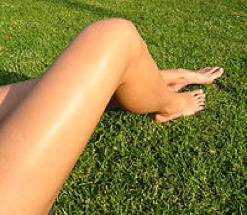 Маникюр и педикюр пляжный. Педикюр на море 04