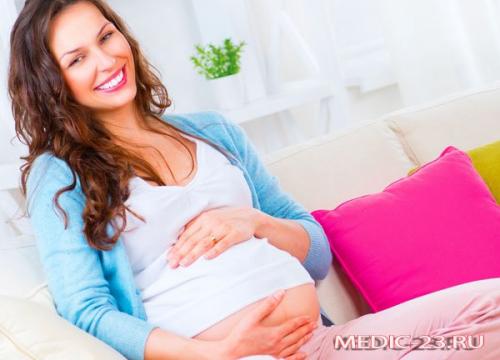 Если парикмахер беременная. Отношение к стрижке в беременность в разное время