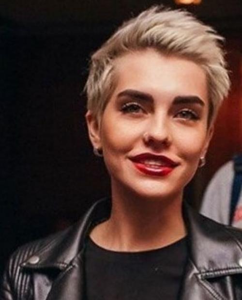 Стрижка пикси и очки. Стрижка Пикси на короткие волосы — кому подойдет