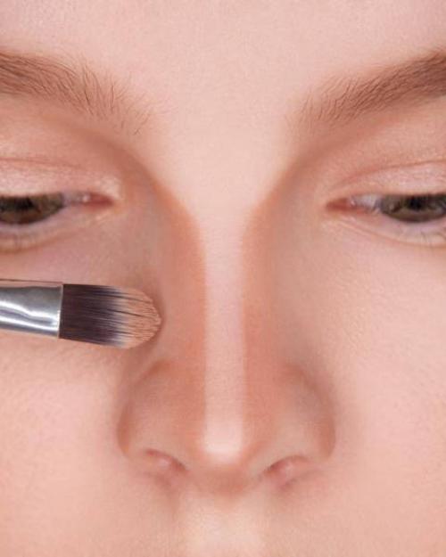 Как сделать нос шире. Макияж, который «уменьшает» нос: пошаговая фотоинструкция