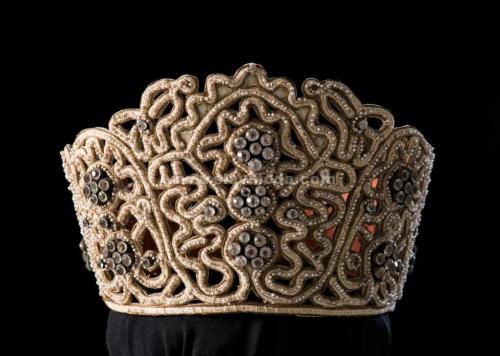 Головной убор замужней женщины на Руси. Девичий головной убор