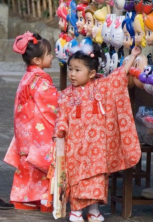 Прическа нагисы Шиота, как сделать. Как сделать японскую прическу для девочки - мастер класс.