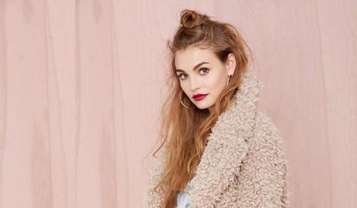 Новогодние прически на волосы средней длины. Модные новогодние прически на средние волосы своими руками