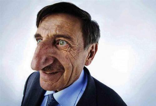 Самая большая шея в обхвате. За какие самые длинные части тела эти люди попали в Книгу рекордов Гиннеса? (10 фото)