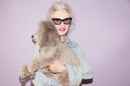 Седеют волосы с правой стороны. Что на самом деле происходит, когда волосы начинают седеть? (7 фото)