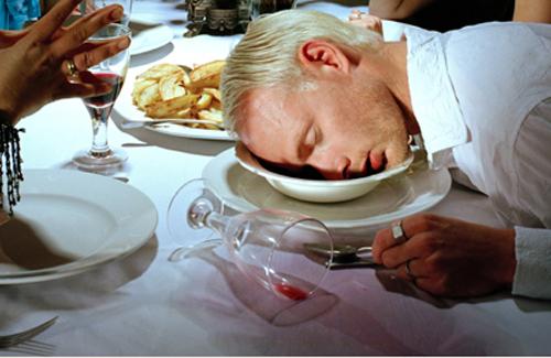 Зачем в обществе существуют правила этикета?