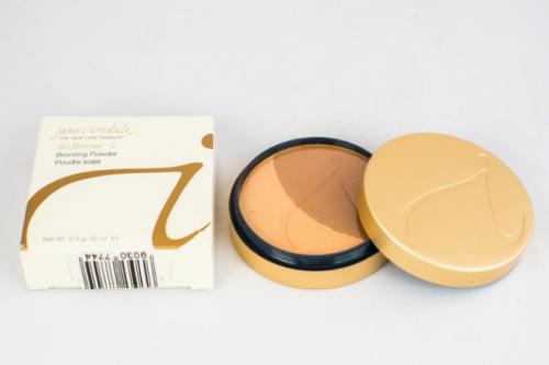 Какую выбрать пудру для жирной проблемной кожи. Рейтинг лучших матирующих пудр