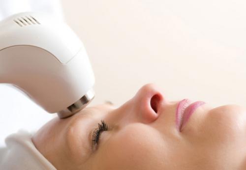 Какими процедурами можно подтянуть овал лица. Лучшие способы подтяжки овала лица и контура