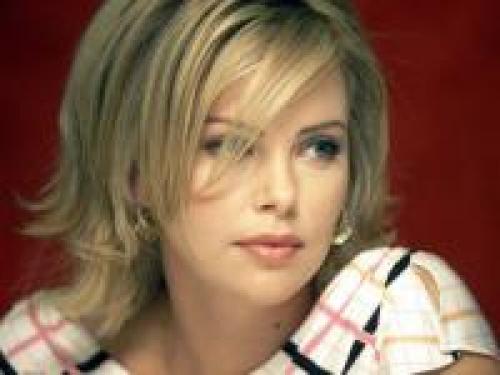 Холодная волна плойкой. Как сделать волну на волосах с помощью: плойки, фена, косичек, утюжка?