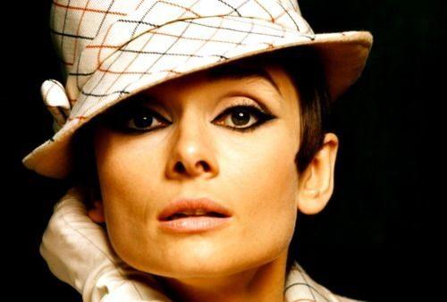 Макияж в стиле Одри Хепберн пошагово. Стиль как у Одри