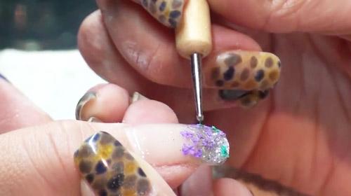 Как правильно наносить биогель на ногти в домашних условиях. Как правильно наносить