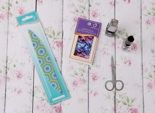 Как сделать на ногтях эффект битого стекла в домашних. Пошаговая инструкция: как сделать «битое стекло»