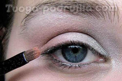 Свадебный макияж для голубых глаз пошагово. Свадебный макияж для голубых глаз