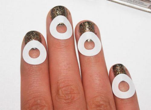 Как сделать лунный маникюр без трафарета в ДОМАШНИХ условиях. Маникюр с трафаретом