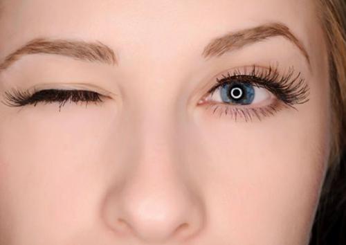 Средство для завивки ресниц. Химическая завивка ресниц: особенности и технология