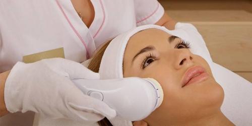 Лазерные процедуры для лица. Виды лазерного пилинга