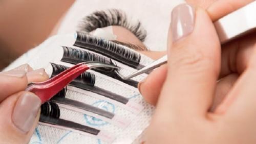 Изгиб м в ресницах. Какие бывают изгибы ресниц для наращивания