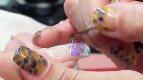 Как правильно наносить биогель на ногти в домашних условиях. Как правильно наносить