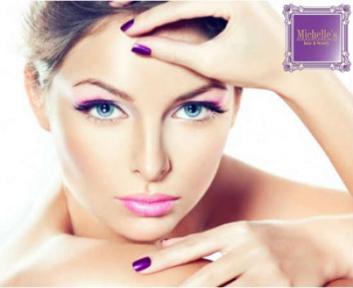 Макияж для голубых глаз брюнеток. Об оттенках теней