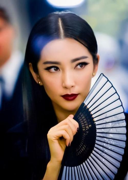 Макияж для азиатских глаз до и после. Правила выполнения макияжа для азиатских глаз