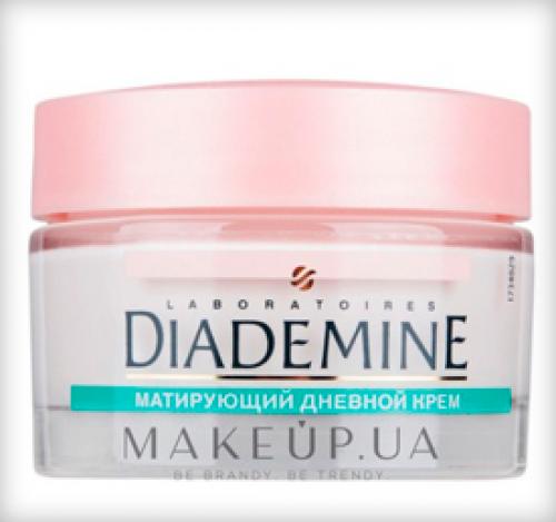 Матирующий дневной крем для лица, что это такое. Что такое матирующий крем для лица и какой лучше выбрать?