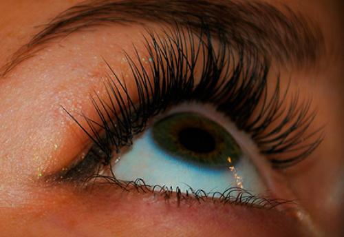 Изгиб l наращивание ресниц. Особенности наращивания ресниц изгиба L