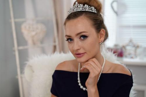 Свадебный макияж в стиле Одри Хепберн. Макияж как у Одри Хепберн: фотоинструкция