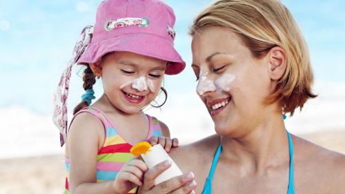 Солнцезащитный крем для лица детский. Немного о защите от солнца — как выбрать детский крем?