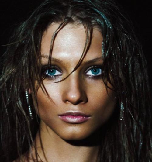 Как визуально уменьшить нос при помощи прически. Как зрительно уменьшить нос: все способы визуальной коррекции