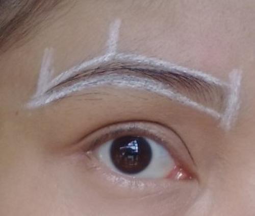 Коррекция бровей. Технология создания новой формы бровей