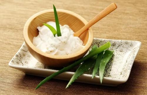 Маска для лица в домашних условиях с алоэ и меда. Алоэ с медом: маска для лица