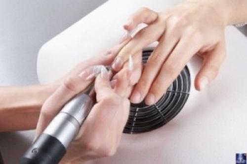 Аппаратный педикюр и маникюр, что это такое. Что такое аппаратный маникюр и педикюр. Достоинства и недостатки.