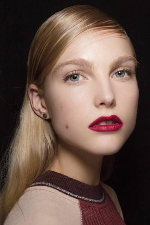 Макияж на выпускной для серых глаз. Макияж для серо-голубых глаз по случаю выпускного