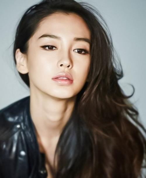 Макияж для азиаток глаз. Правила выполнения макияжа для азиатских глаз