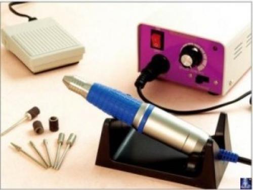 Аппаратный педикюр и маникюр, что это такое. Что такое аппаратный маникюр и педикюр. Достоинства и недостатки.