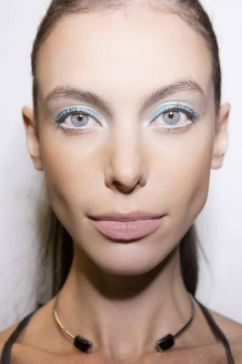 Макияж на выпускной для серых глаз. Макияж для серо-голубых глаз по случаю выпускного