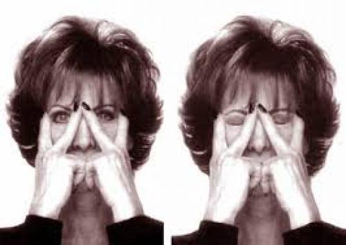 Как без макияжа увеличить глаза