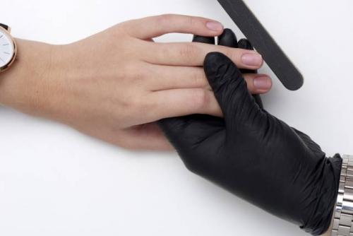 Как рисовать розу на ногтях пошагово. Как нарисовать розы на ногтях: поэтапная инструкция