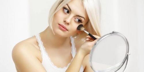 Для чего нужен консилер для лица и как им пользоваться. Советы профессионалов