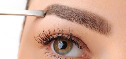 Чем отличается микроблейдинг от пудрового напыления. Отличия микроблейдинга бровей от пудровой техники