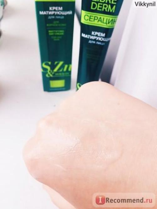 Матирующий крем либридерм. Моя кожа больше не блестит как масляный блинчик :) Спасибо крему от Librederm