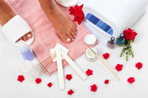 Комбинированный педикюр — что это такое