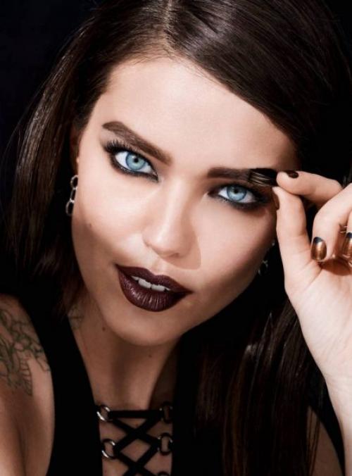 Тинт для бровей мейбелин. Тинт для бровей Tattoo Brow от Maybelline New York