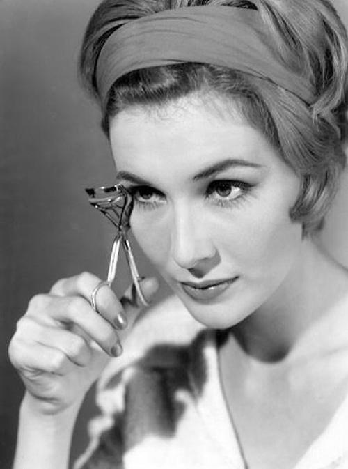 Как правильно выбрать цвет туши? Как правильно используют цветную тушь 03